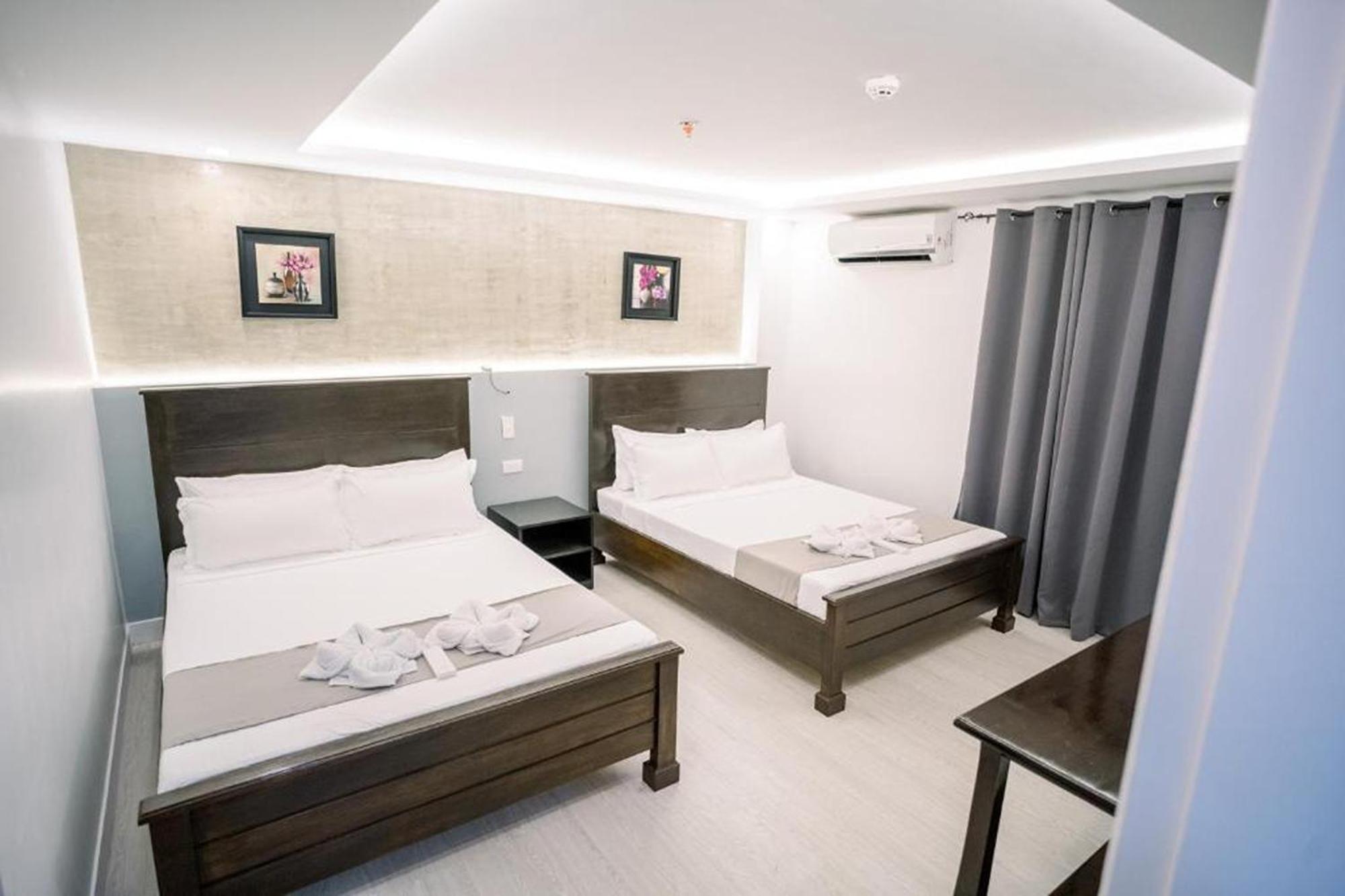 Spotlight Hotel Near Hundred Islands Wharf Alaminos Eksteriør billede